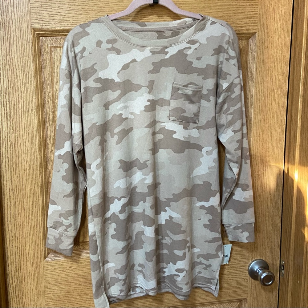 New Jenni Macy’s Camo Print Super Soft Sweatshirt Sleepshirt Size XS